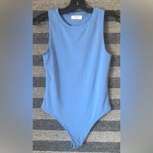Aritzia Babaton Contour Muscle Bodysuit Sky Blue Size Medium EUC